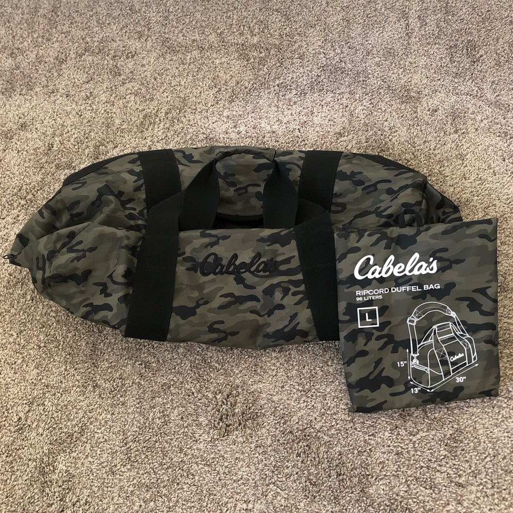 Cabela’s Ripcord Duffel Bag Large Camo